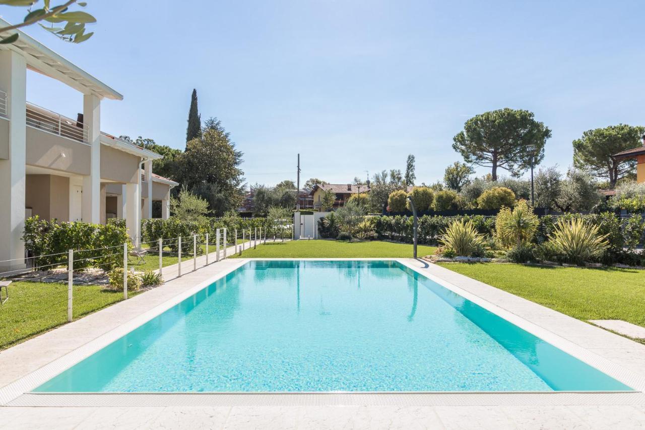 Villa Meri มาแนร์บา เดล การ์ดา ภายนอก รูปภาพ
