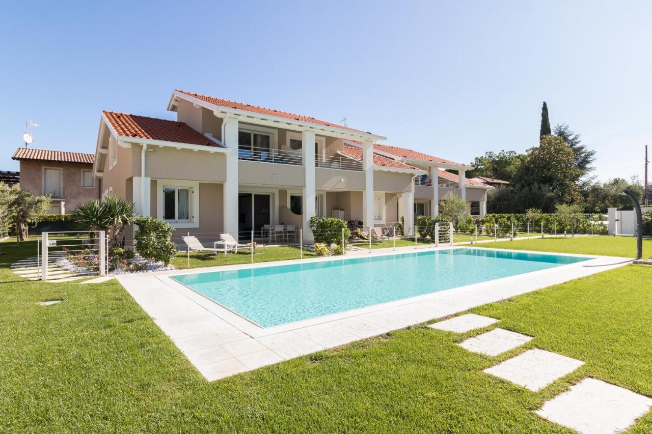 Villa Meri มาแนร์บา เดล การ์ดา ภายนอก รูปภาพ
